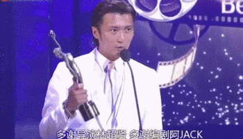 给港圈“雄竞”跪了！冰球突破网站简直要(图13)